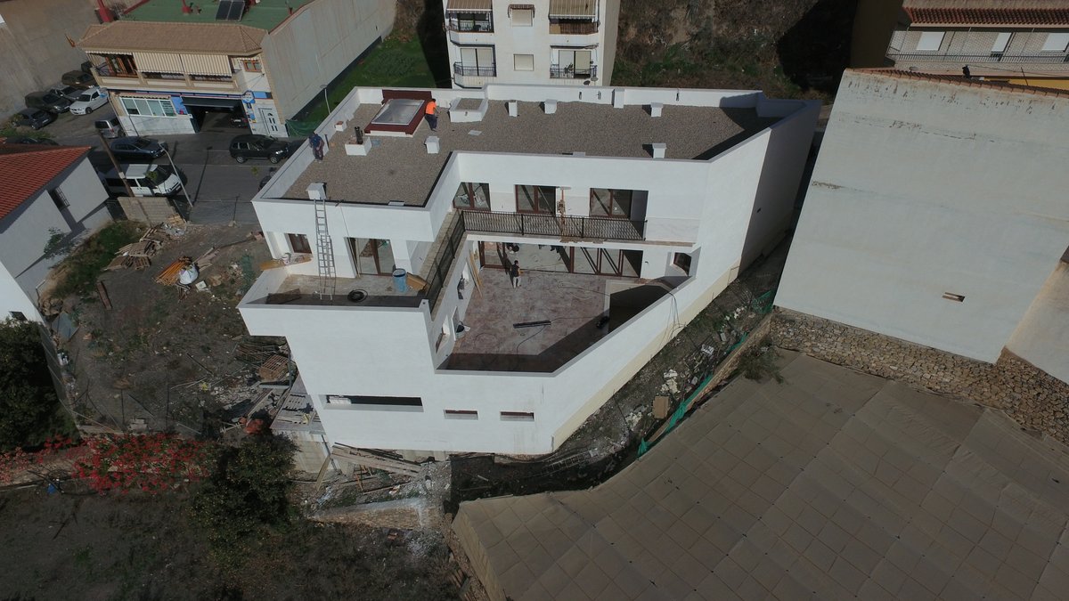 Vivienda unifamiliar en Albuñol — vista aérea